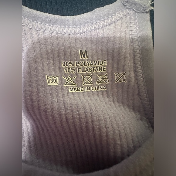 Women’s 3 Piece Size Medium Solid Ribbed Cropped Tanks - Picture 3 of 3